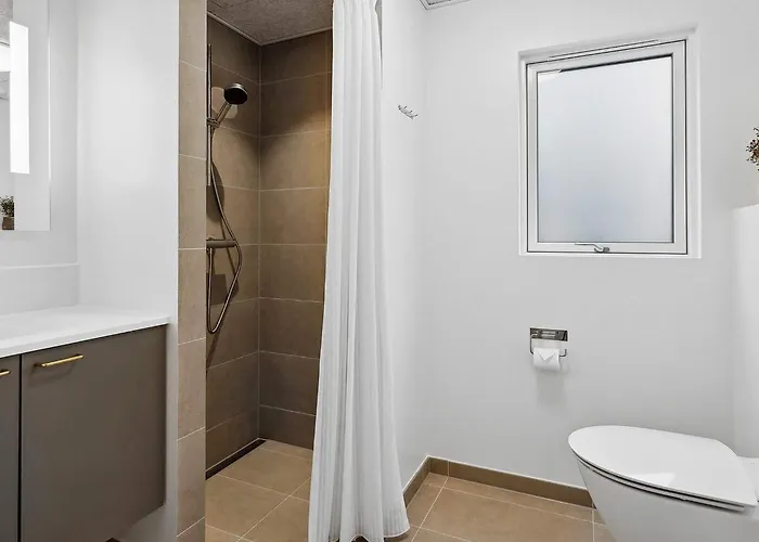 Spacious Retreat For 20 - By Traum Hébergement de vacances *