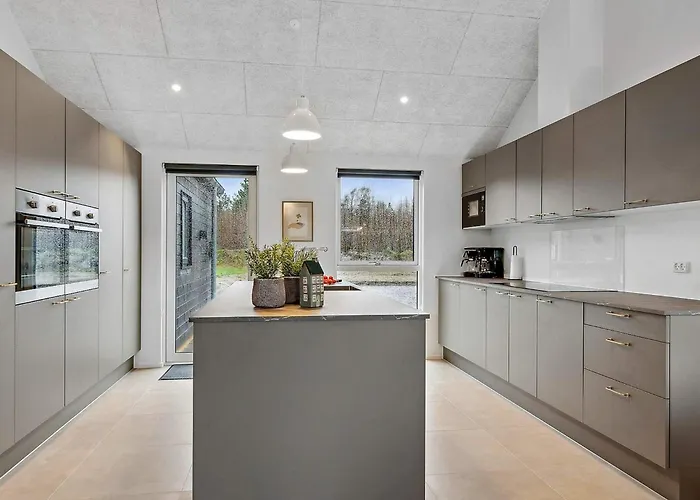 Spacious Retreat For 20 - By Traum Hébergement de vacances *